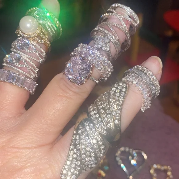 24 Modern Costume Rings